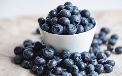 The Skinny On Blueberries: A Small (But Mighty) Superfruit That’s Bursting With Benefits!